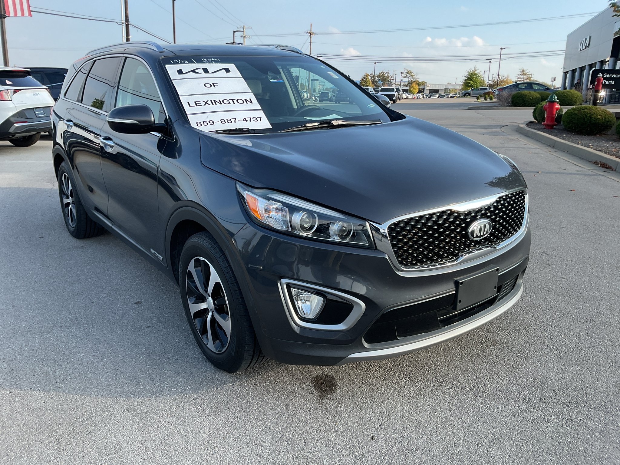 Used 2017 Platinum Graphite Kia EX V6 image 2