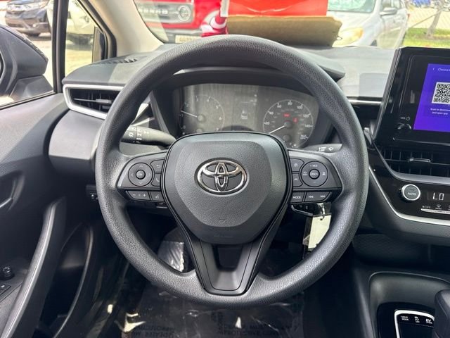 2025 Toyota Corolla LE - Photo 17