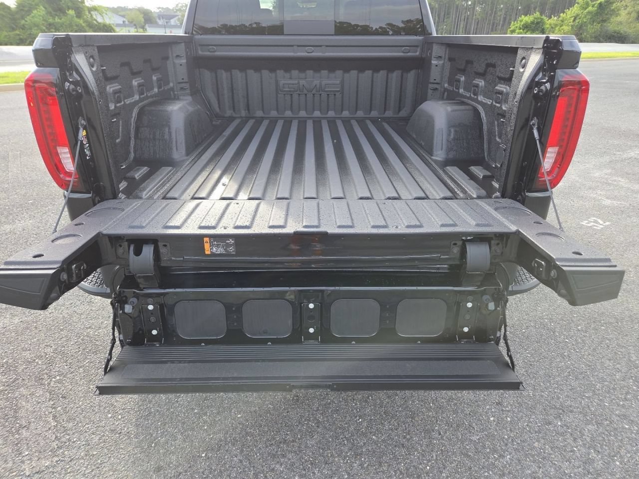 2026 GMC Sierra 1500 AT4 - Photo 23