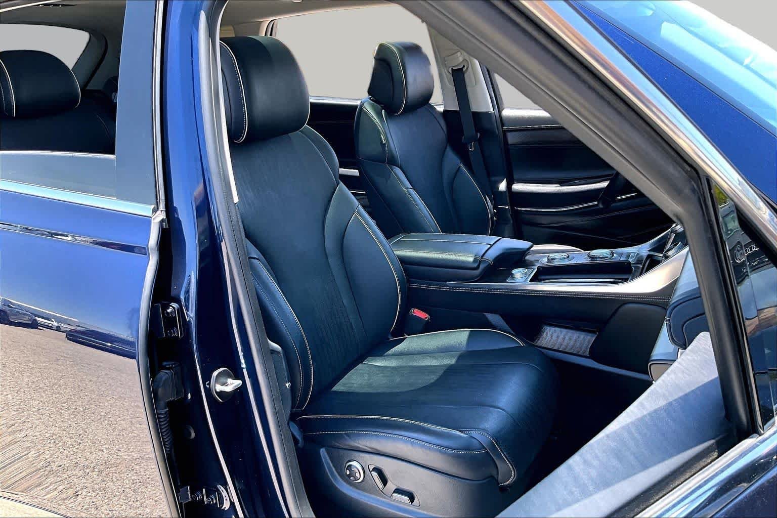 Used 2023 Adriatic Blue Genesis Advanced + image 8