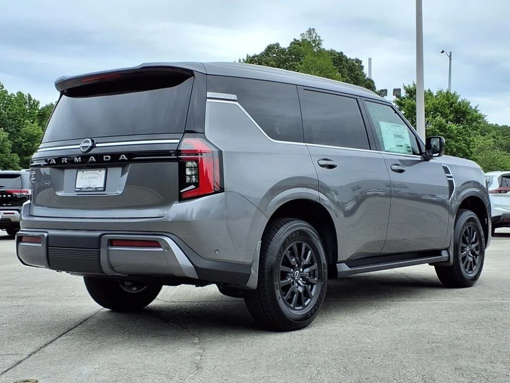 2025 Nissan Armada SV - Photo 8