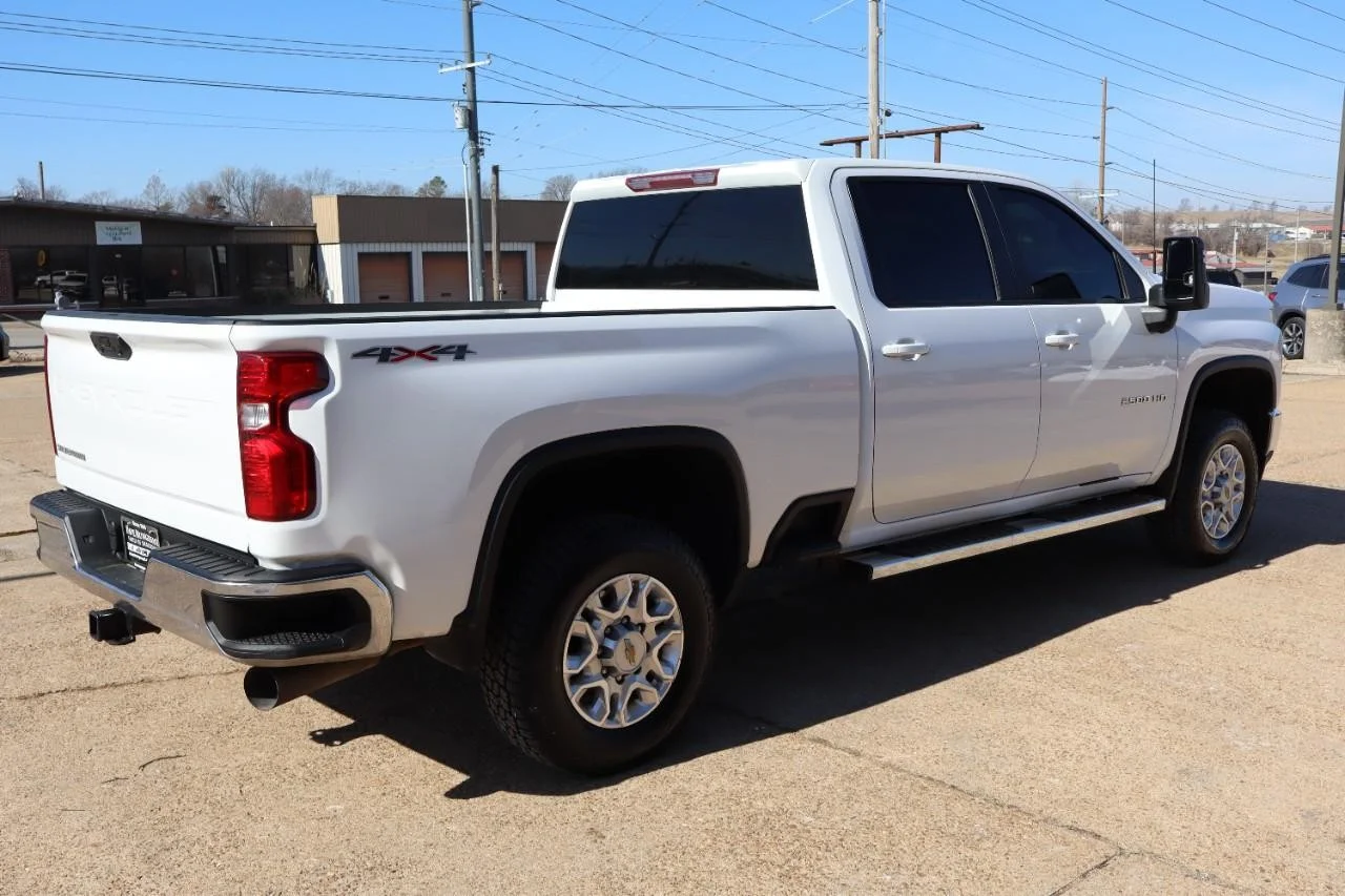 Used 2021 WHITE Chevrolet LT image 5
