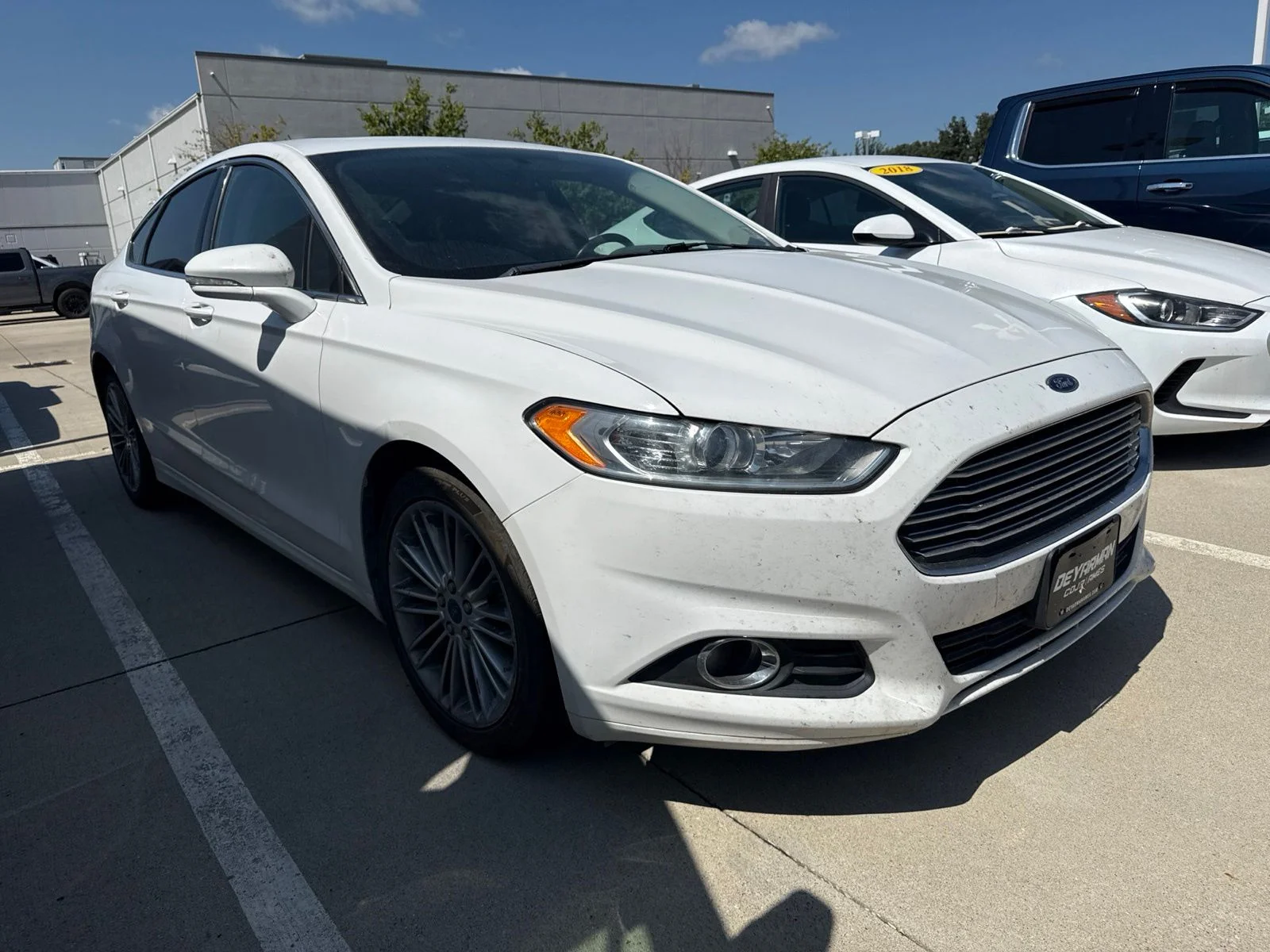Used 2015 White Ford SE image 1