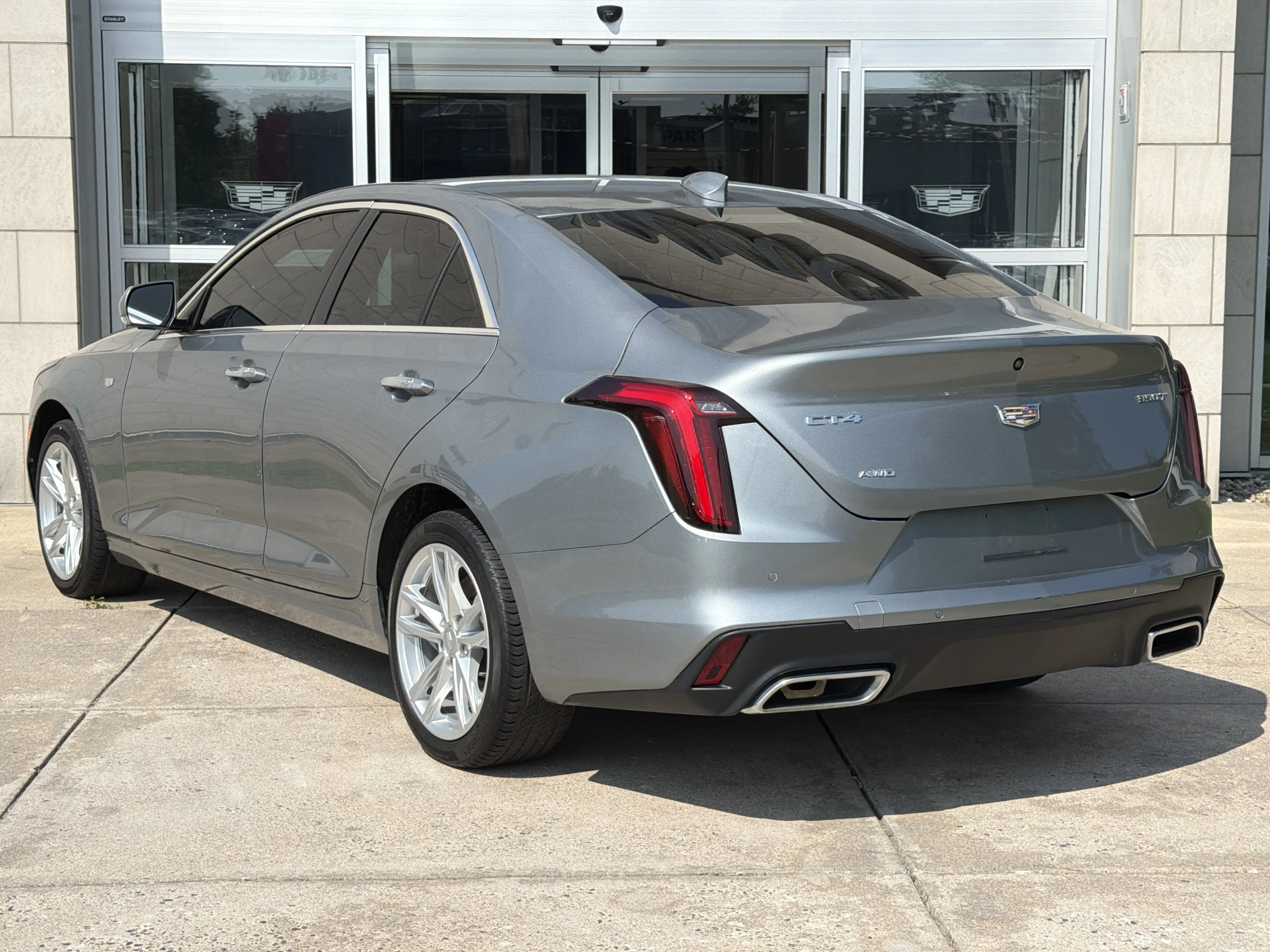 Used 2023 Argent Silver Metallic Cadillac Luxury image 9