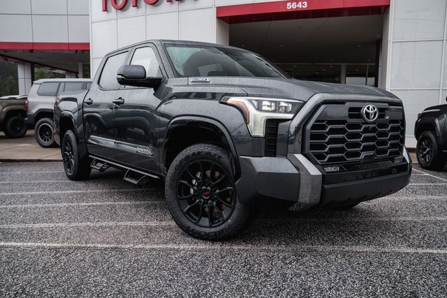 2026 Toyota Tundra i-FORCE MAX Platinum i-FORCE MAX