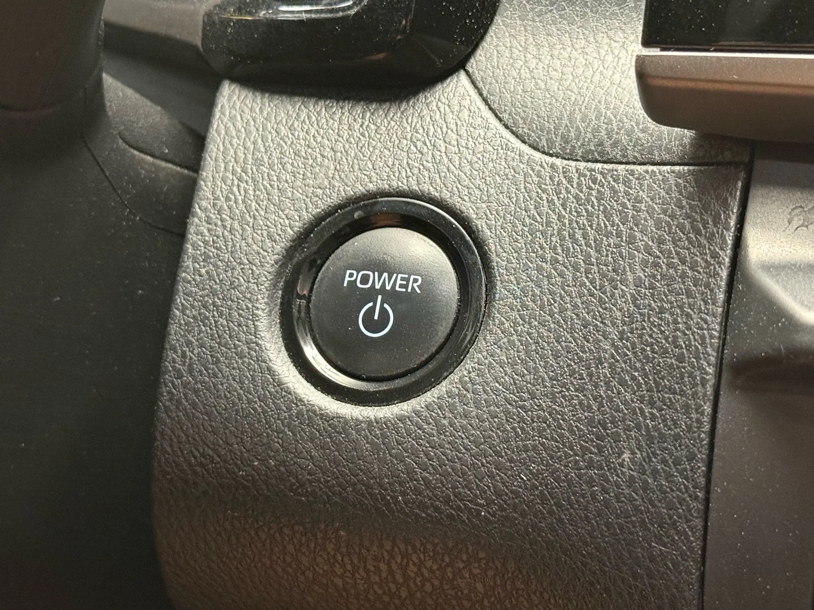 Used 2025 Midnight Black Metallic (218) Toyota SE image 19