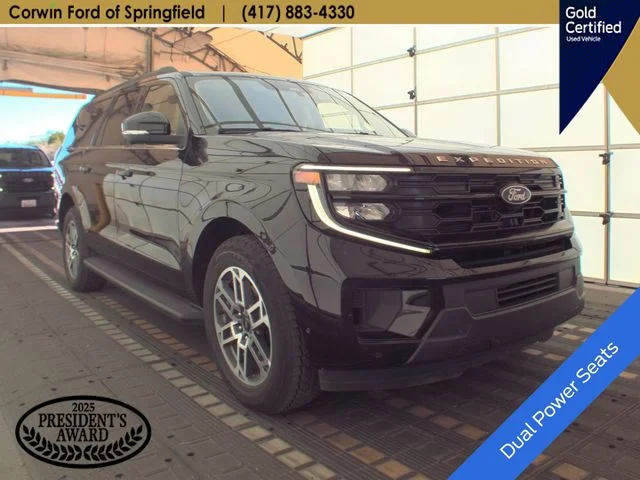 Used 2025 Agate Black Metallic Ford Active image 9