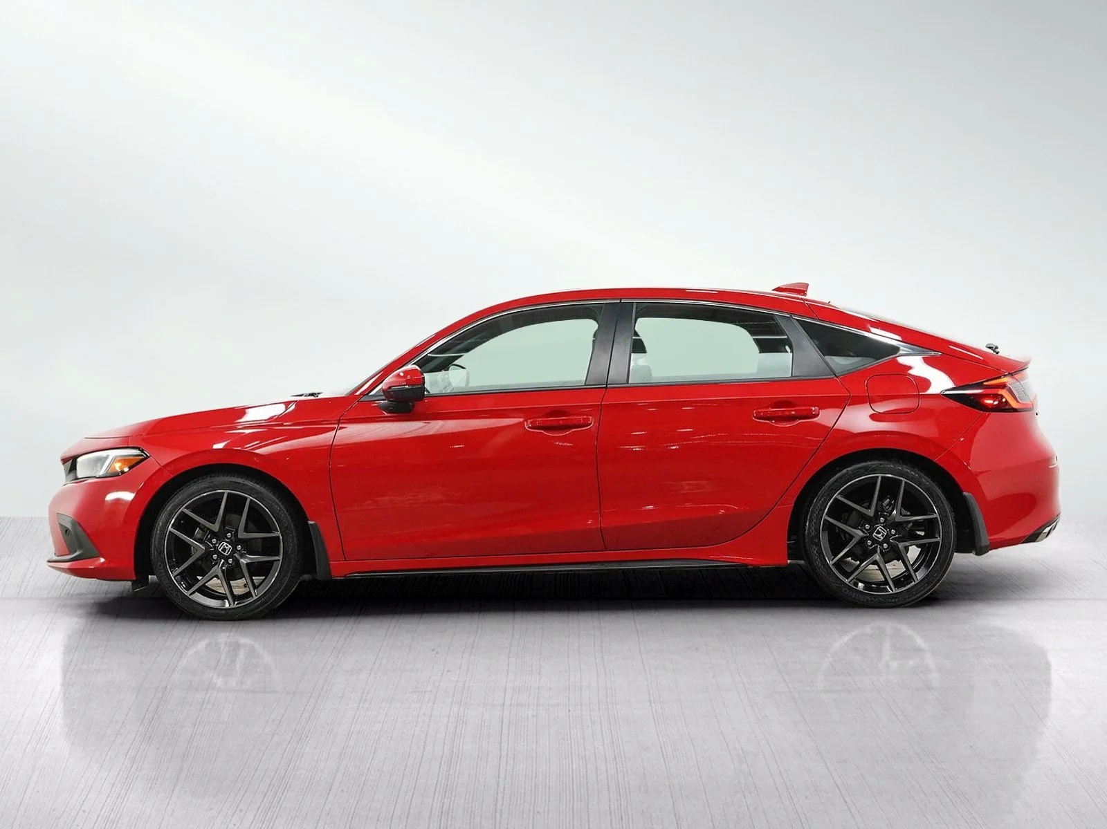 Used 2022 Honda Civic Hatchback Sport Touring with VIN 19XFL1H81NE014991 for sale in White Bear Lake, Minnesota