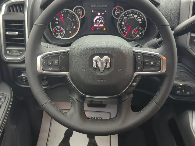 2026 RAM 3500 Big Horn - Photo 8