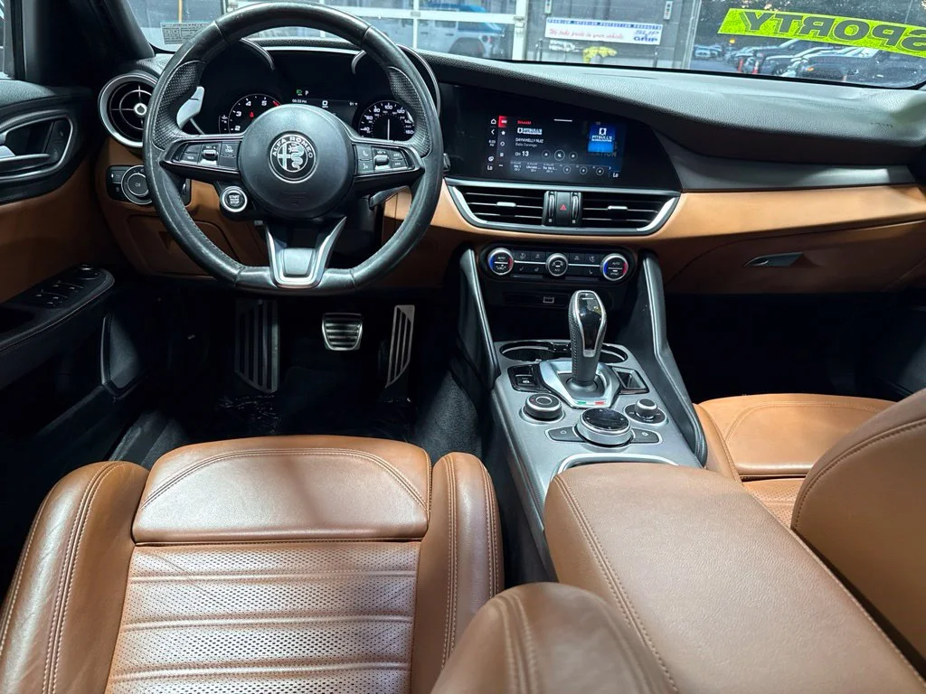 Used 2021 Red Alfa Romeo Ti Sport image 19