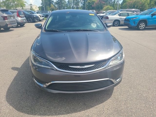 Used 2016 Gray Chrysler Limited image 9