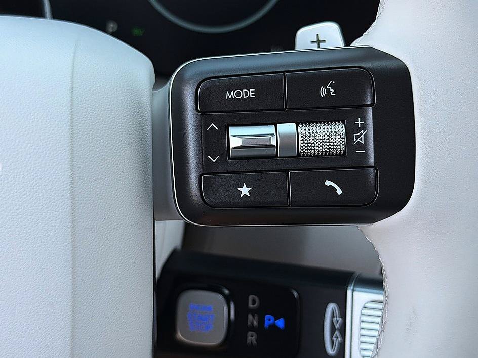 New 2027 Creamy White Pearl Hyundai Limited 8P image 14