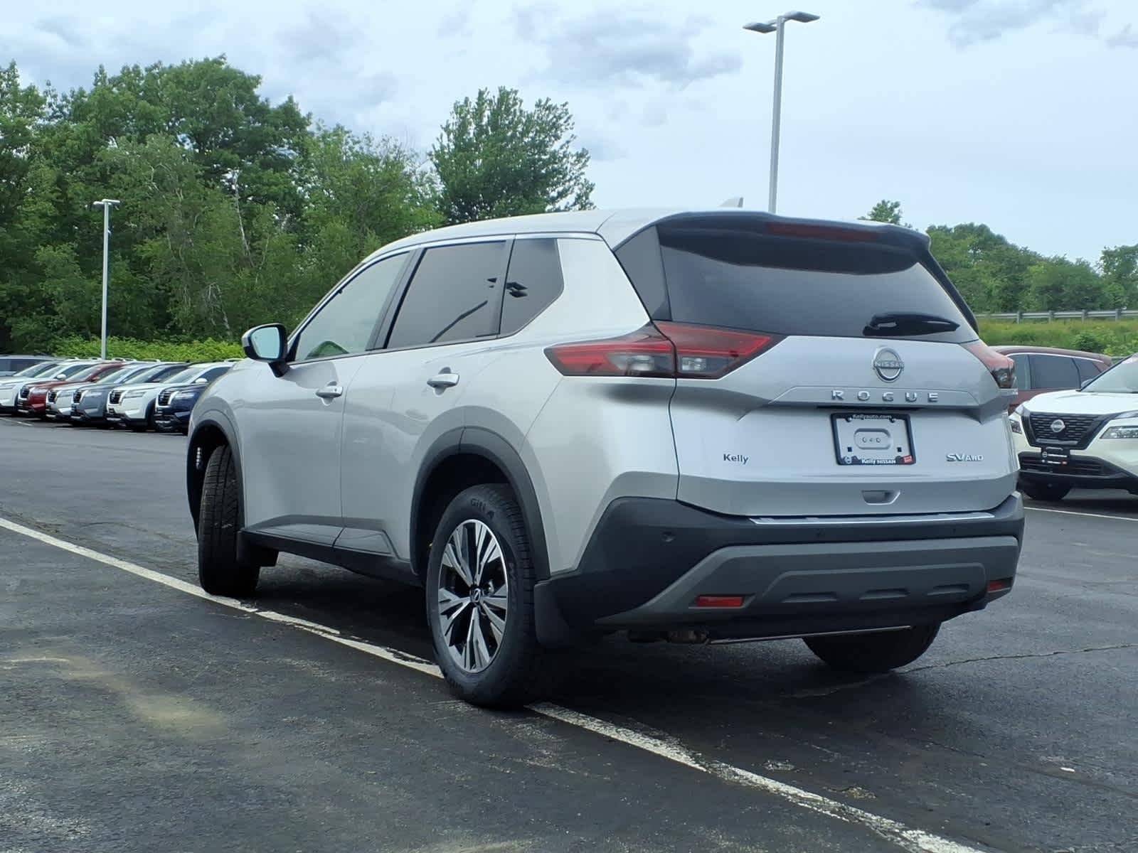 Certified Used 2023 Brilliant Silver Metallic Nissan SV image 7