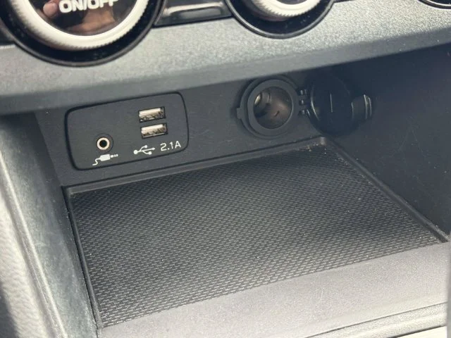 Certified Used 2020 Gray Subaru Premium image 28