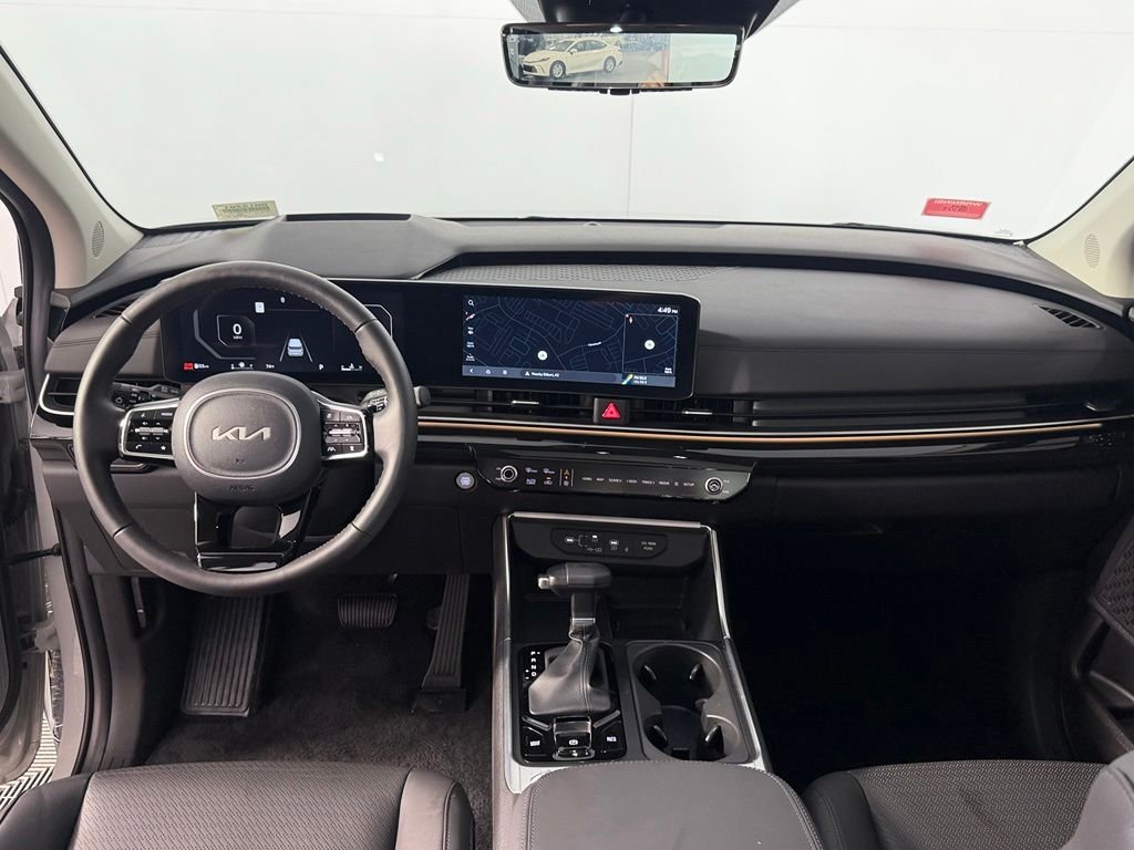 Used 2025 White Kia SX Prestige image 23