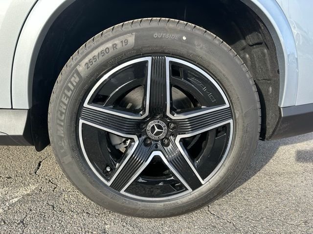 Used 2026 Cirrus Silver Metallic Mercedes-Benz GLC 300 image 10