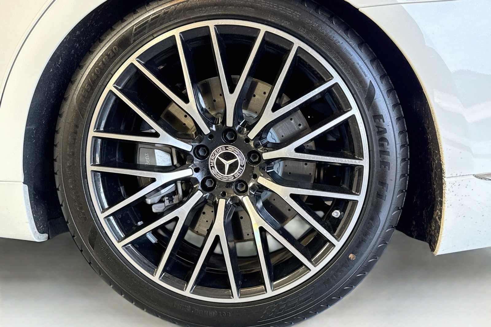 Used 2023 Manufaktur Diamond White Mercedes-Benz S 580 image 30