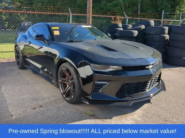Used 2018 Black Chevrolet SS image 3