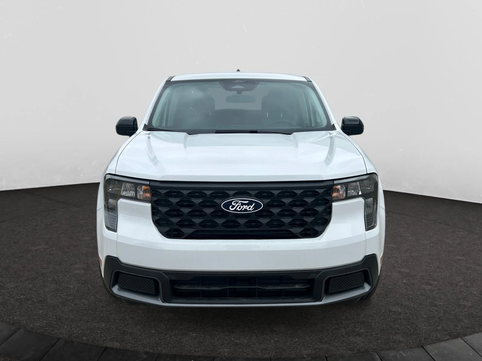 New 2026 Oxford White Ford XLT image 8