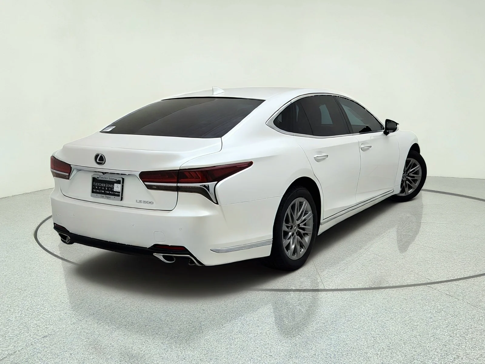Used 2018 EMINENT WHITE Lexus LS 500 image 9