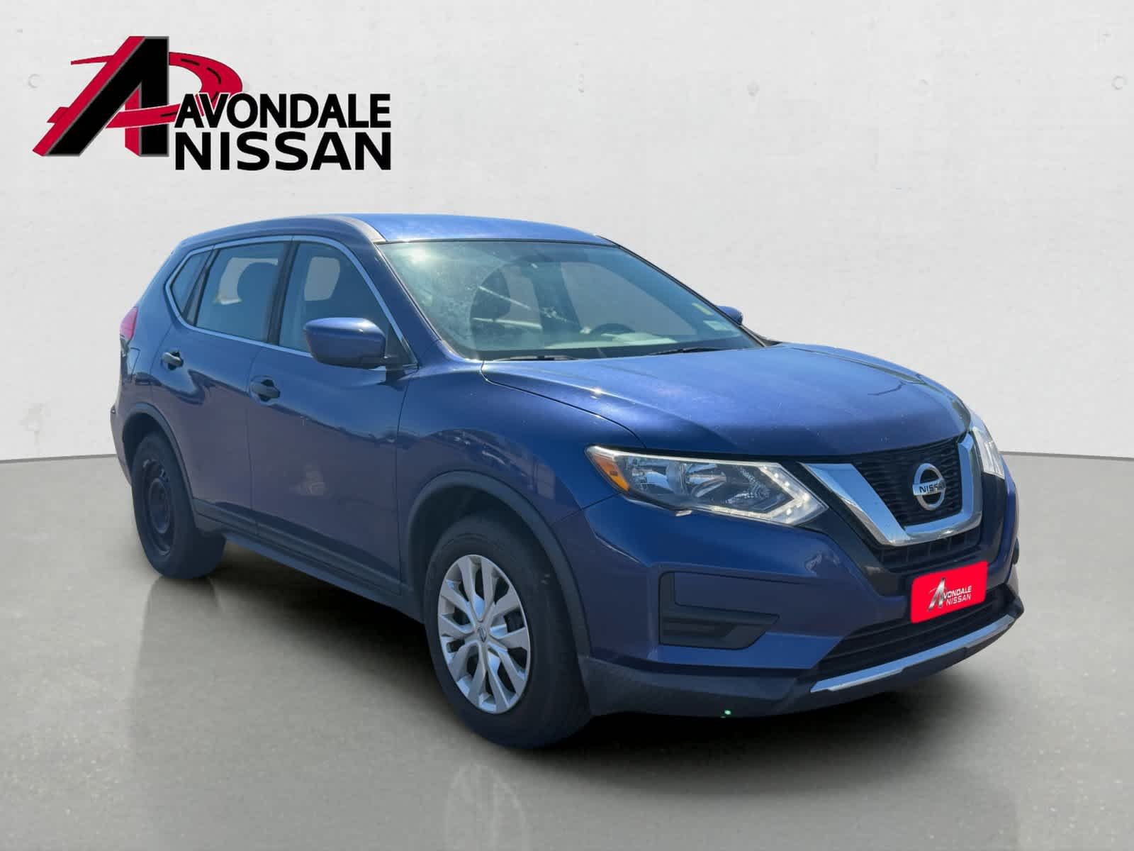 Used 2017 Caspian Blue Nissan S image 5