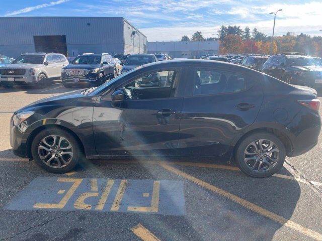 Used 2019 Black Toyota LE image 6