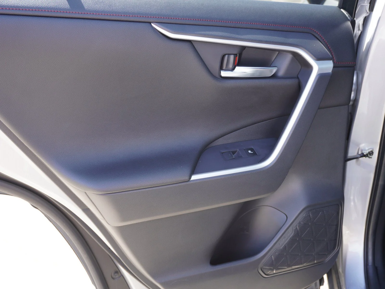Used 2022 Midnight Black Metallic Toyota XSE image 14
