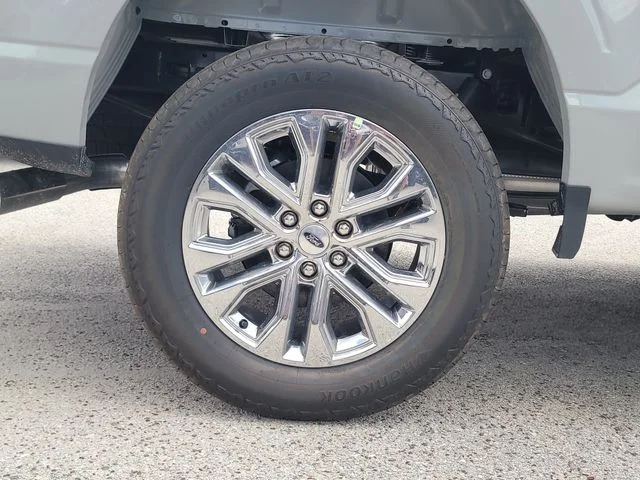 New 2026 Avalanche Ford Lariat image 8