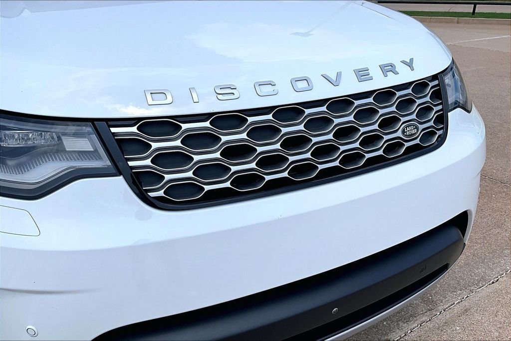 Used 2025 White Land Rover S image 29
