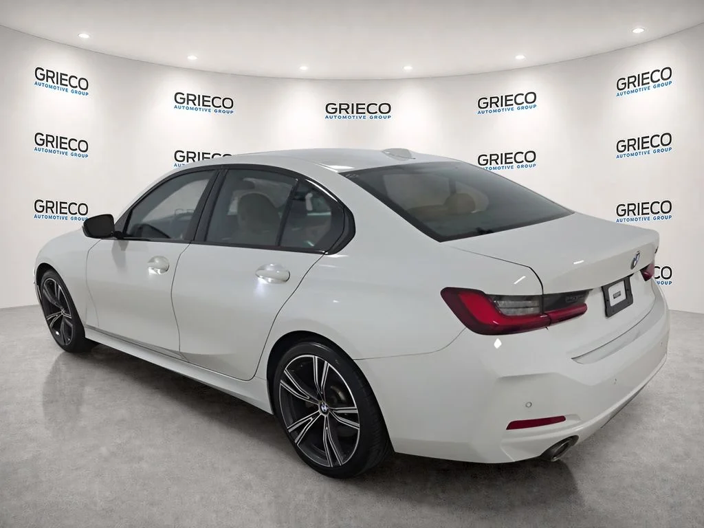 Used 2023 White BMW 330i image 2