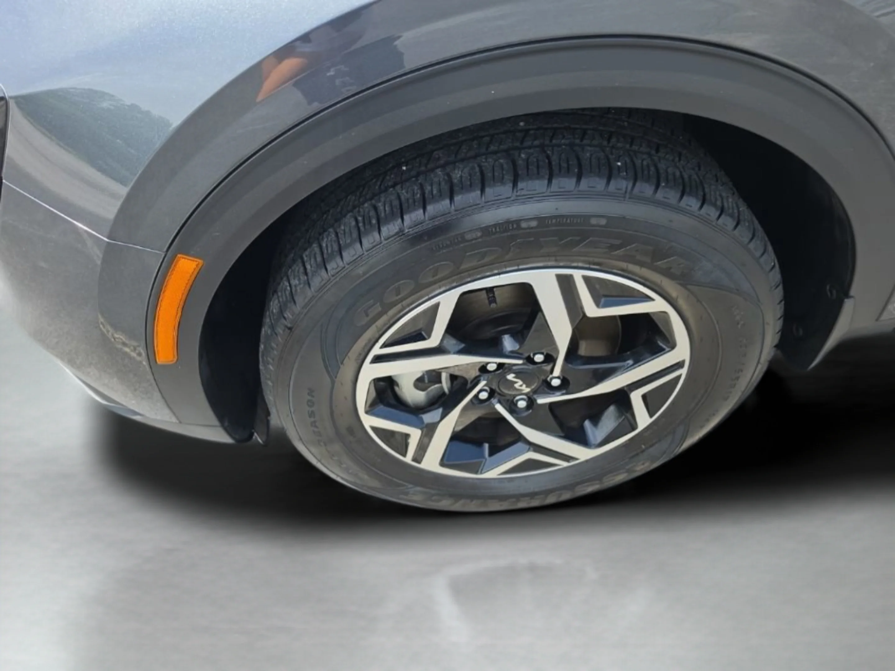 Used 2023 Gray Kia LX image 28