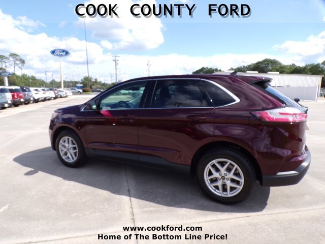 Used 2024 Burgundy Velvet Metallic Tinted Clearcoat Ford SEL image 12