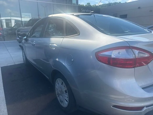 Used 2016 Silver Ford S image 6