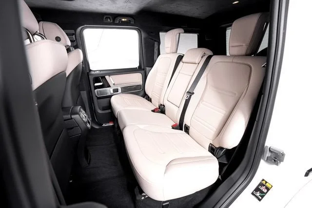 Used 2024 MANUFAKTUR Moonlight White Metallic Mercedes-Benz G 550 image 23