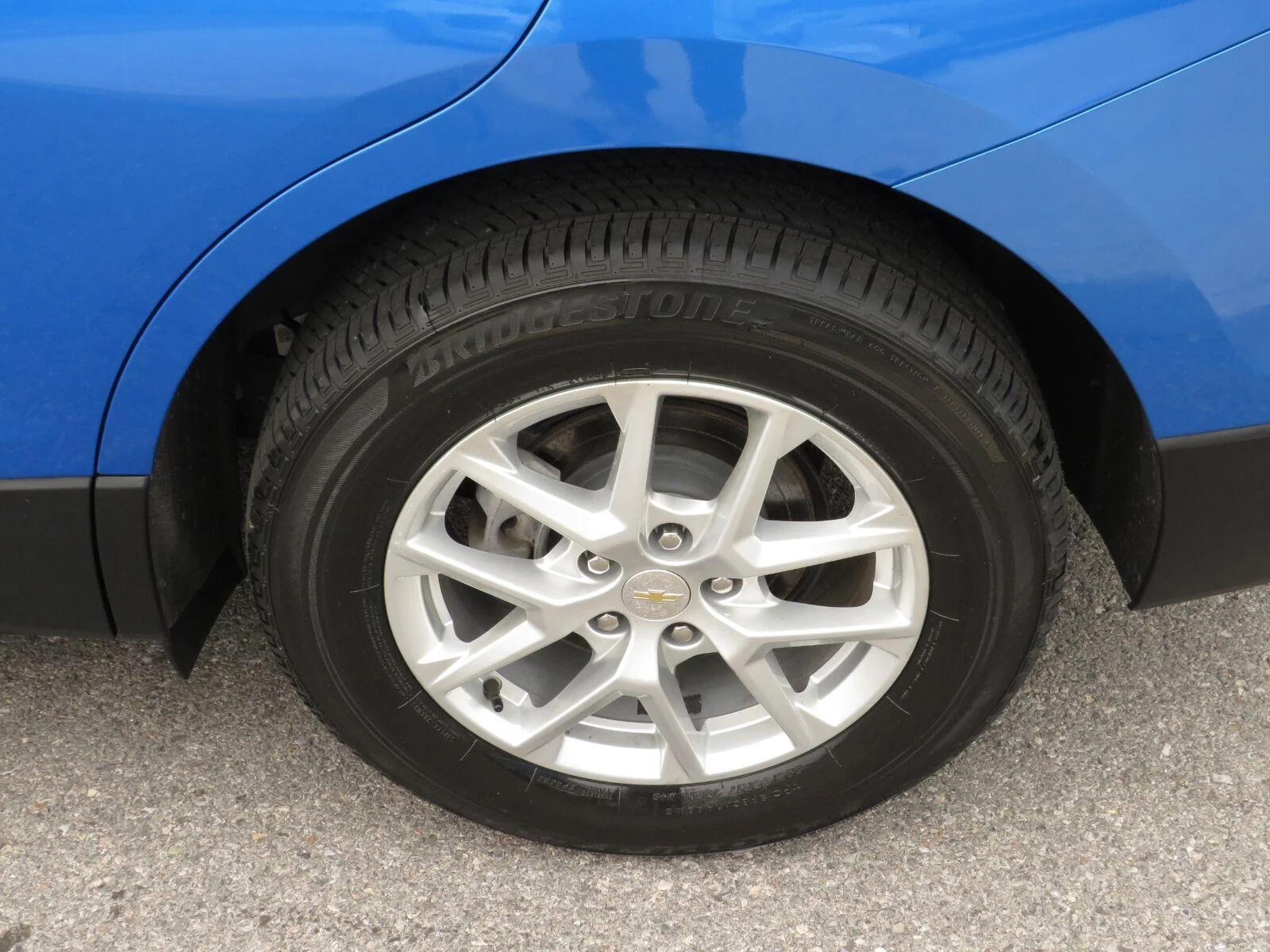 Used 2024 Riptide Blue Metallic Chevrolet LT image 16