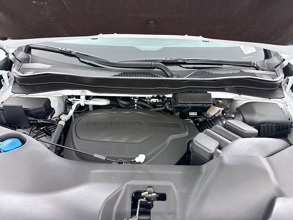 New 2026 Platinum White Pearl Honda RTL image 29
