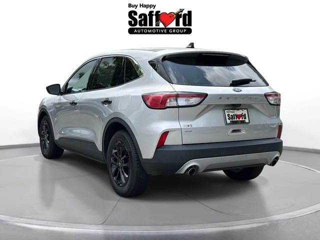 Used 2020 Silver Ford SE image 5