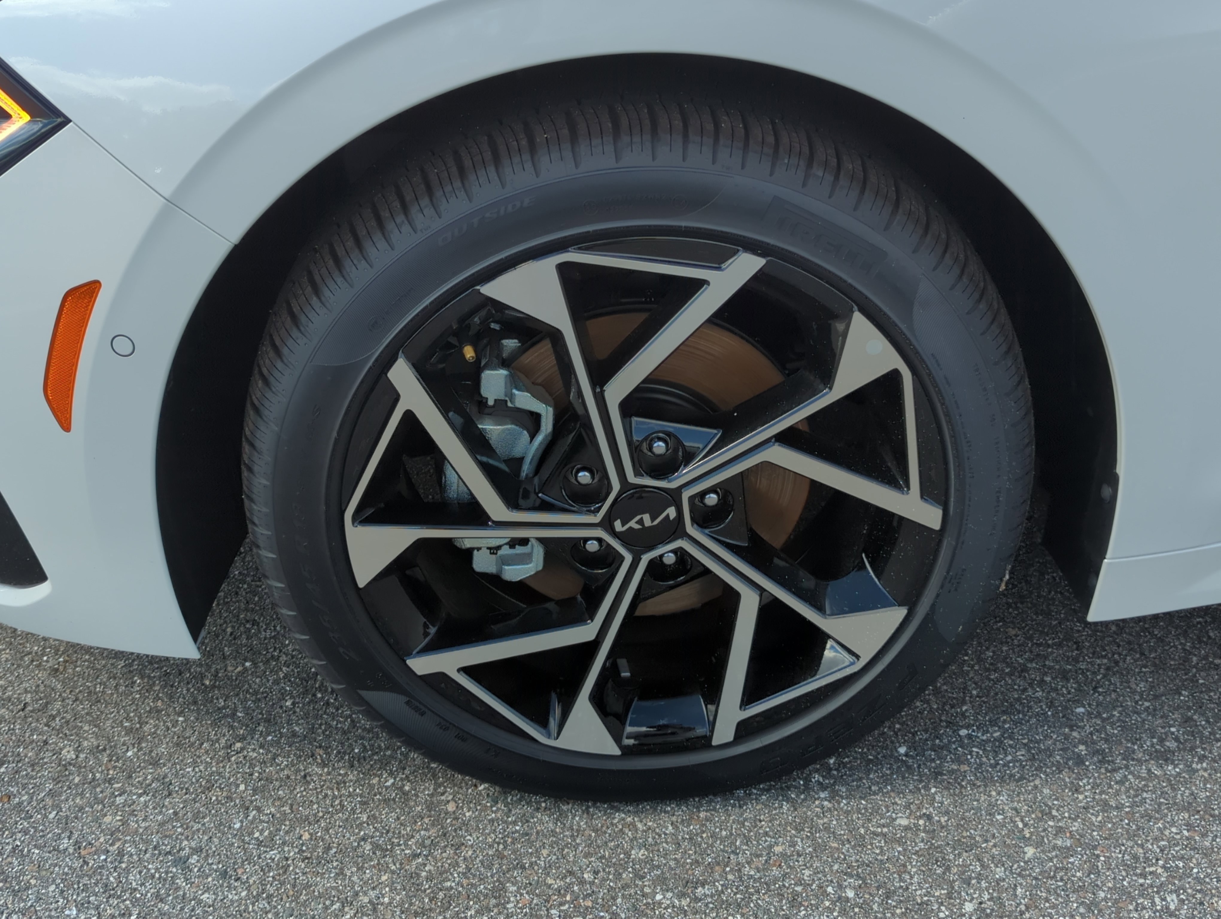 2026 Kia K5 EX - Photo 36