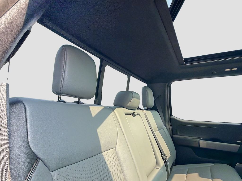 Used 2023 Avalanche Ford Lariat image 30