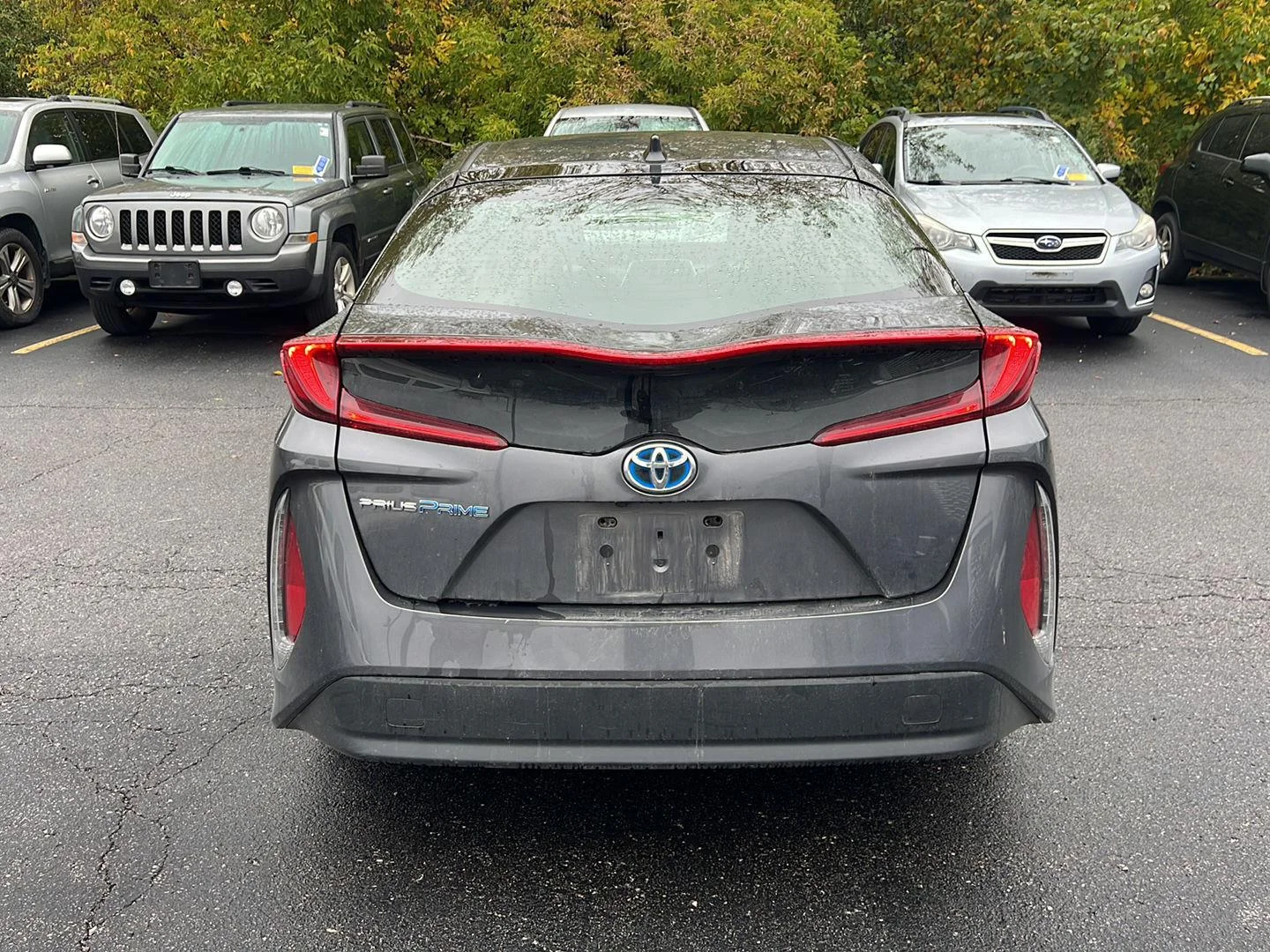 Used 2021 Magnetic Gray Metallic Toyota LE image 3