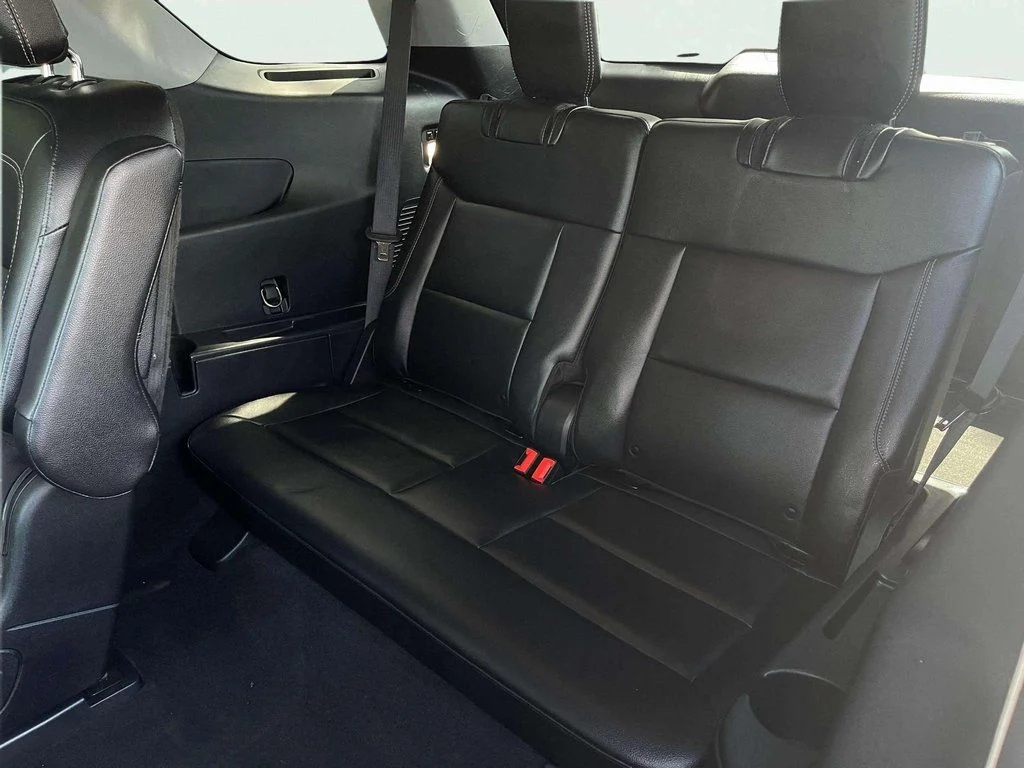 Used 2023 Agate Black Metallic Ford Limited image 27