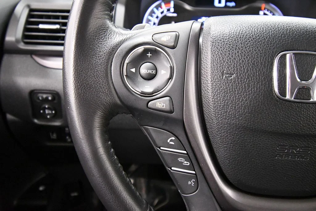 Certified Used 2023 Gray Honda RTL image 21