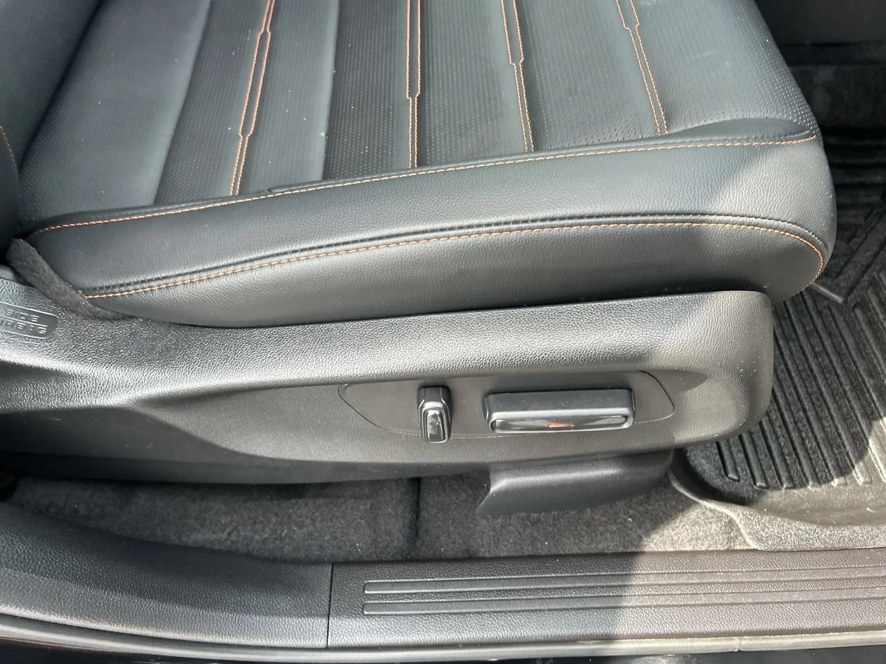 Used 2025 Black Honda Sport-L image 14