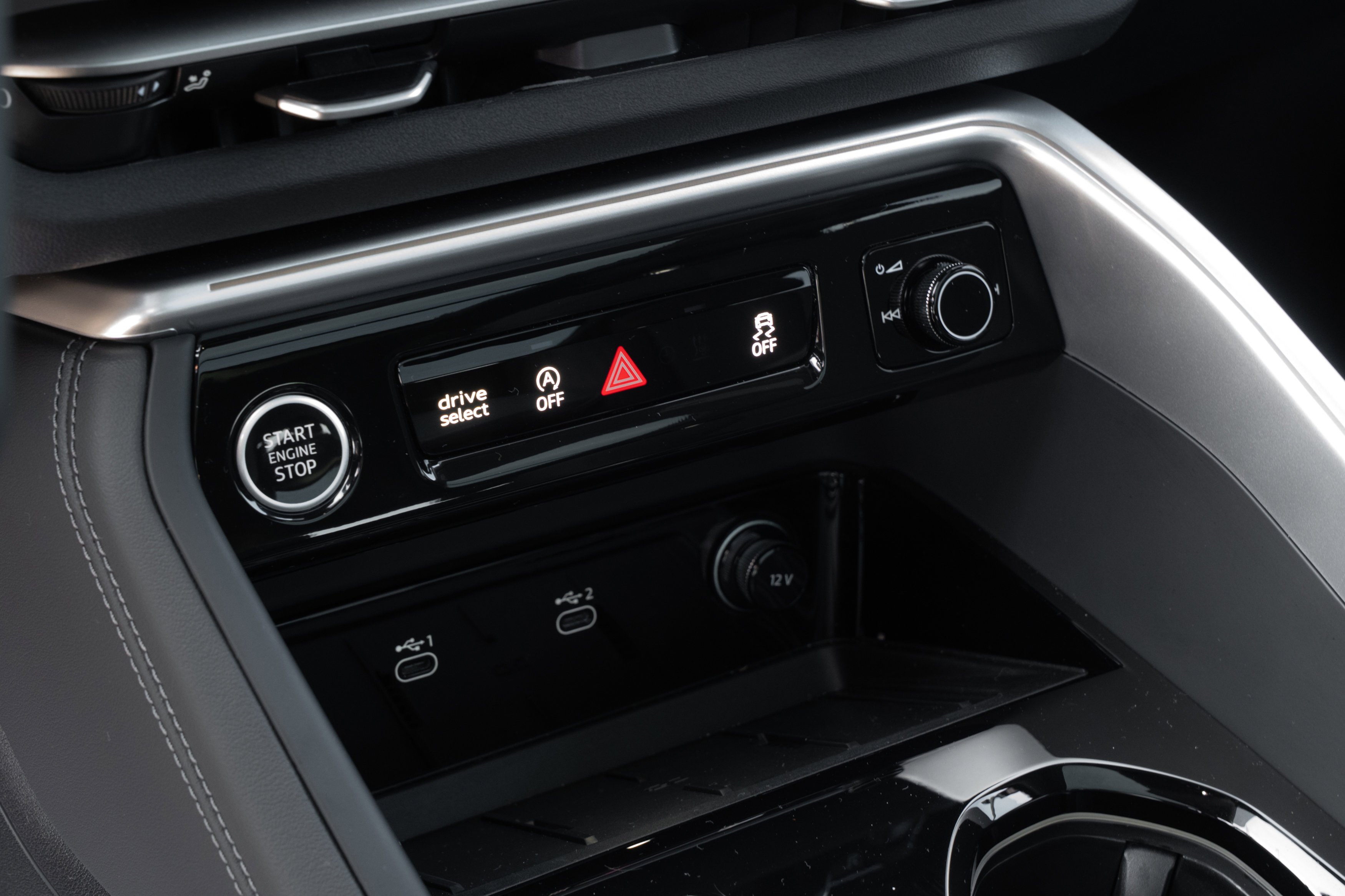 2025 Audi Q5 Premium Plus - Photo 12