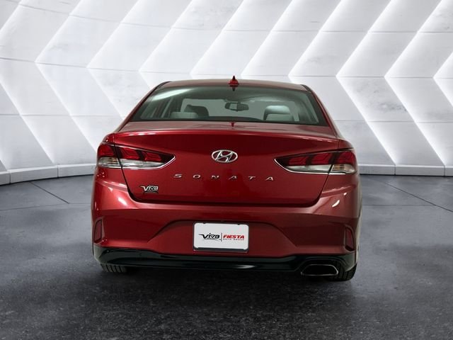 Used 2019 Red Hyundai SEL image 5