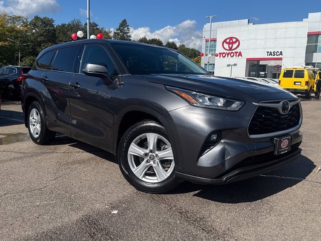 2020 Toyota Highlander LE