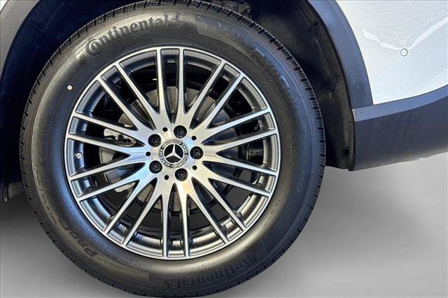 New 2026 Polar White Mercedes-Benz GLC 300 image 57