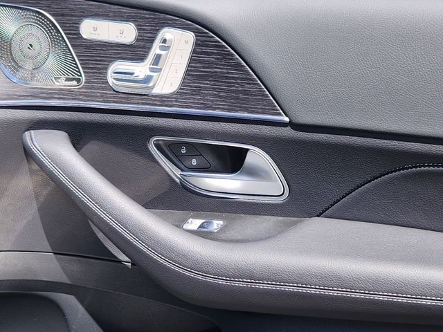 New 2026 Black Mercedes-Benz GLE 450 image 18
