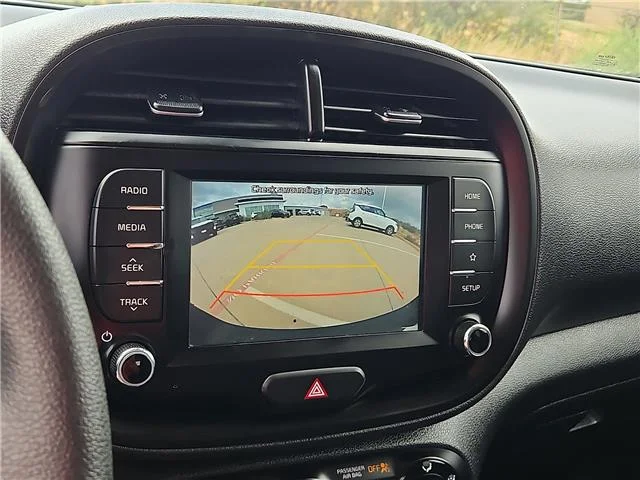 Used 2021 White KIA S (IVT) image 14