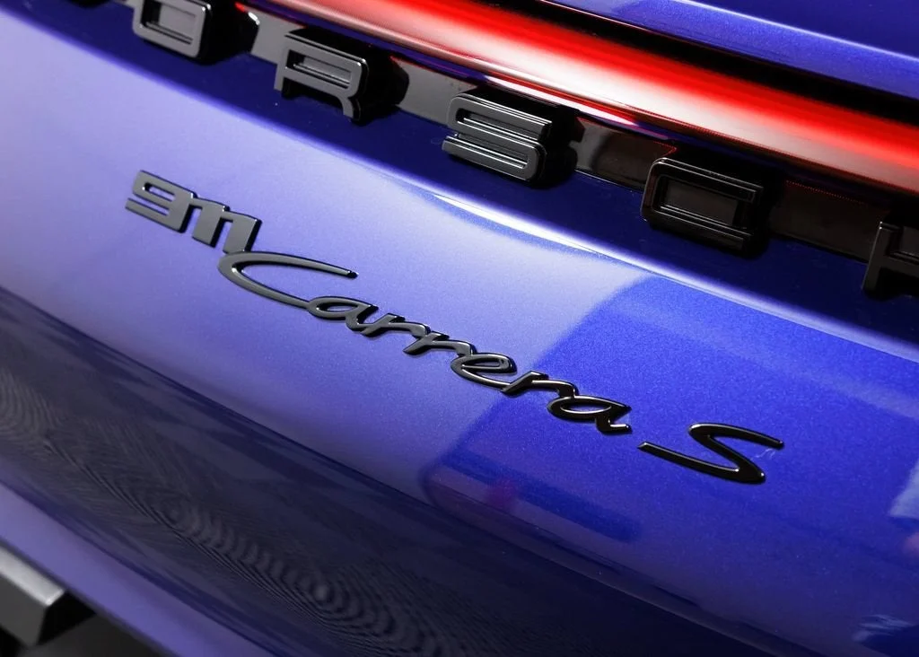 Used 2022 Gentian Blue Metallic Porsche Carrera S image 17